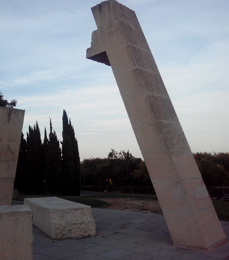 Set among olives, cypresses and carobs, this Mediterranean poem in three tenses visually conjures a Greco-Roman past